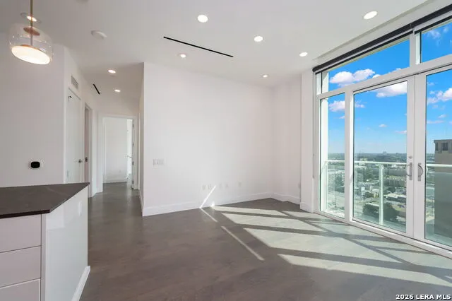 123 Lexington Ave #1303 San Antonio, TX 78205