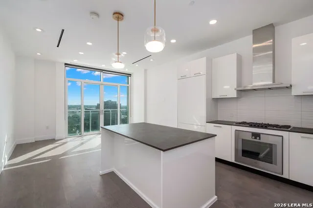 123 Lexington Ave #1303 San Antonio, TX 78205