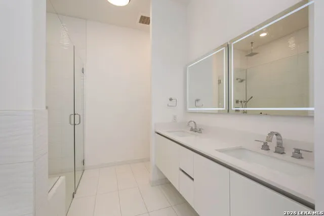 123 Lexington Ave #1303 San Antonio, TX 78205