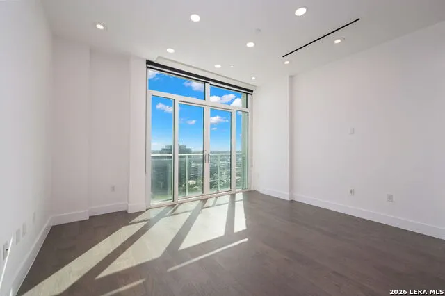 123 Lexington Ave #1303 San Antonio, TX 78205