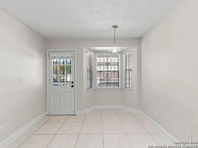 8033 New Braunfels ## 106 San Antonio, TX 78209