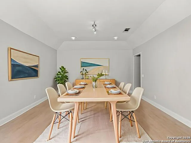 8033 New Braunfels ## 106 San Antonio, TX 78209