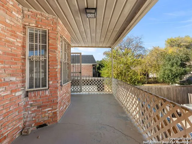 8033 New Braunfels ## 106 San Antonio, TX 78209