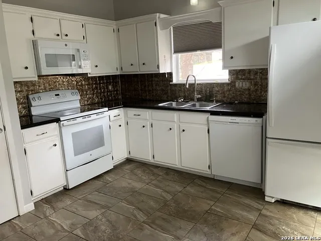 11303 Vance Jackson #A5 San Antonio, TX 78230