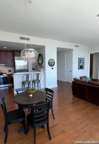 610 E MARKET ST #2803 San Antonio, TX 78205