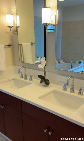 610 E MARKET ST #2803 San Antonio, TX 78205