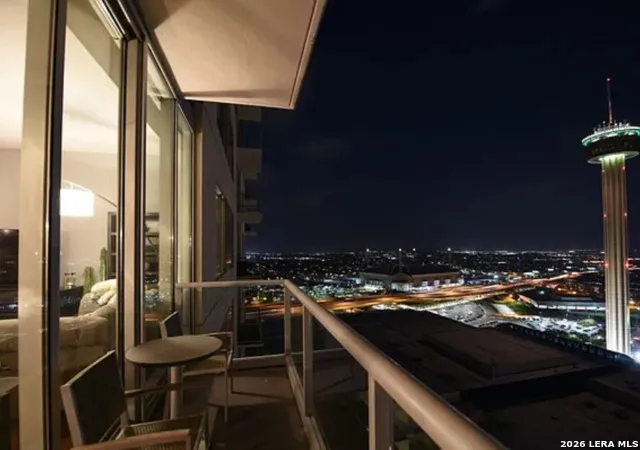 610 E MARKET ST #2803 San Antonio, TX 78205