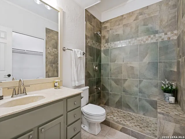 11839 Parliament #2424 San Antonio, TX 78216
