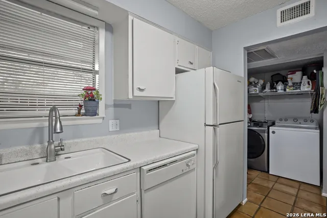 3843 Barrington #131H San Antonio, TX 78217