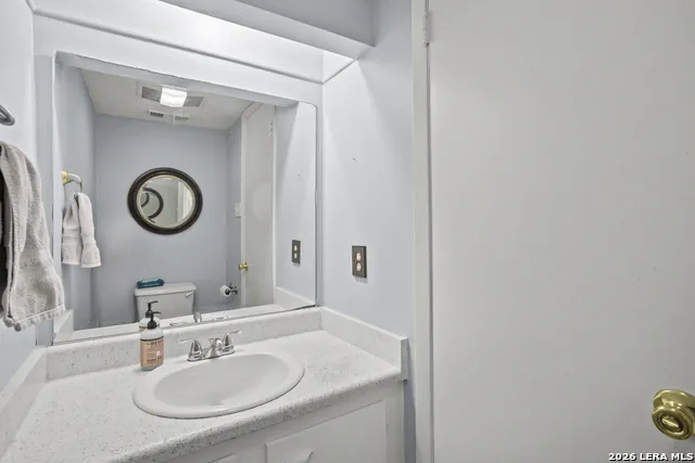 3843 Barrington #131H San Antonio, TX 78217