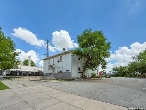 402 Mulberry