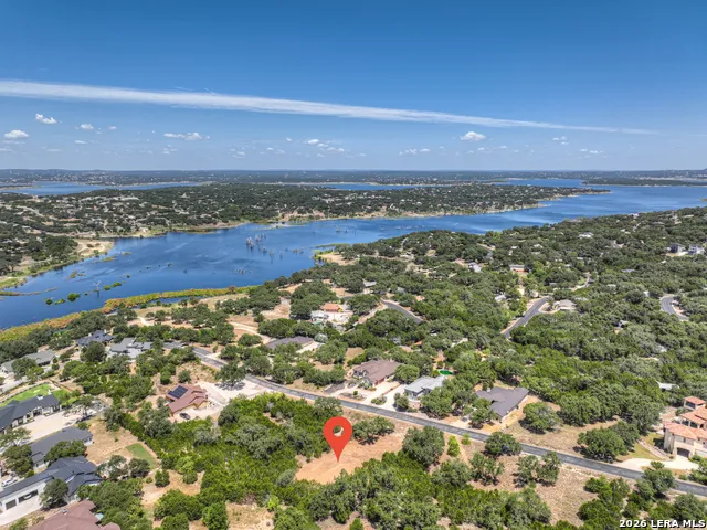 1867 Bella Vista Canyon Lake, TX 78133