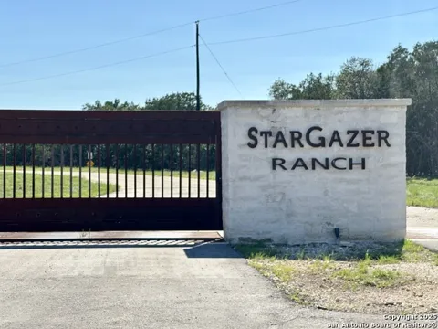 LOT 40 STARFALL DR