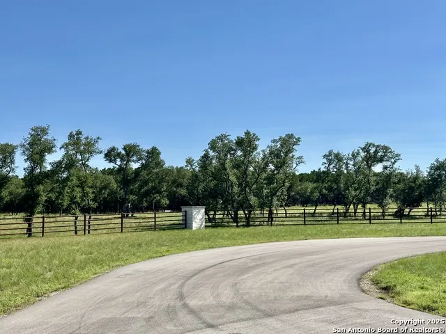 LOT 40 STARFALL DR Lampasas, TX 76550