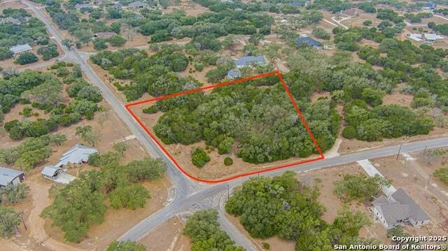 1055 Cielo Springs Dr. Blanco, TX 78606