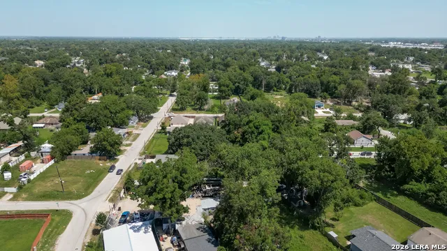 7306 Knox St. Houston, TX 77088