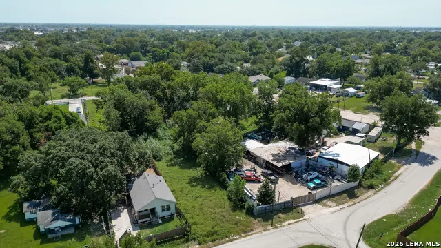7306 Knox St. Houston, TX 77088
