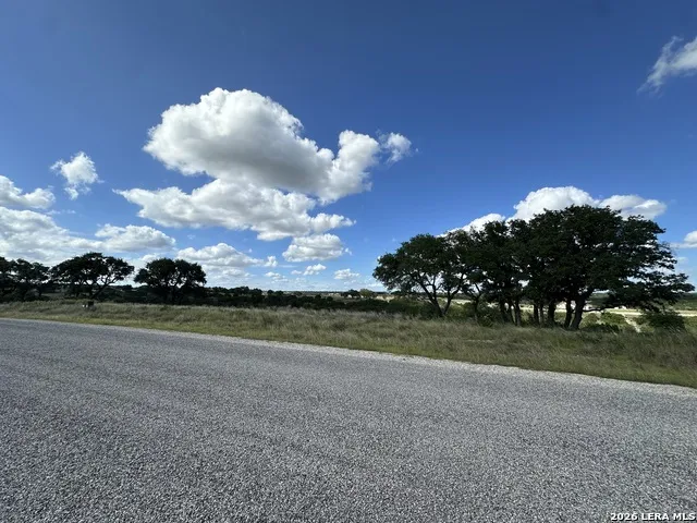 78 Firsching Kerrville, TX 78028