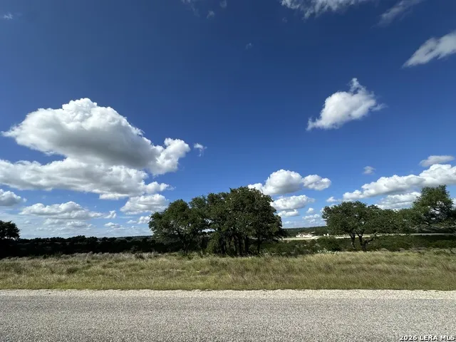 78 Firsching Kerrville, TX 78028