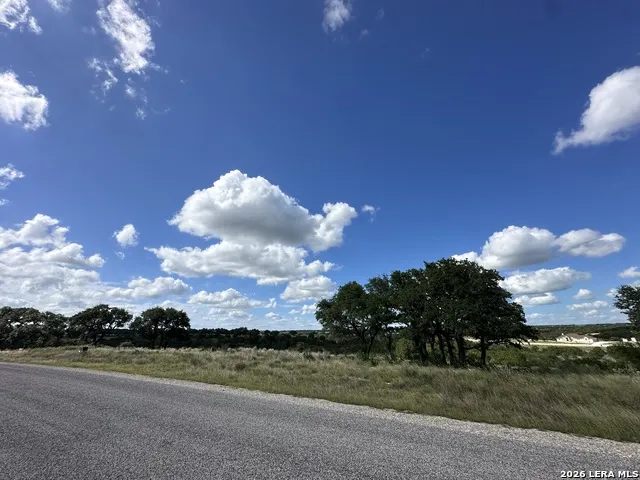 78 Firsching Kerrville, TX 78028
