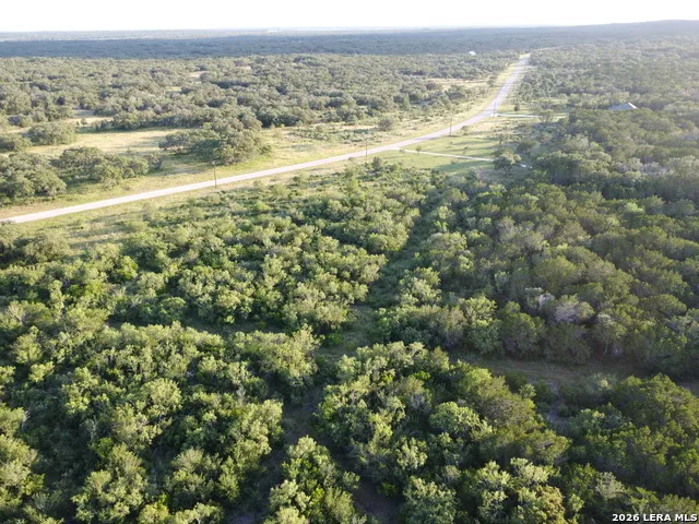 181 Grand Oaks Hondo, TX 78861
