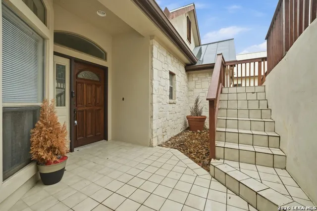 204 Tapatio Dr. W Boerne, TX 78006
