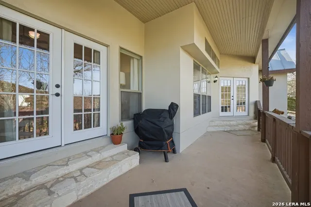 204 Tapatio Dr. W Boerne, TX 78006