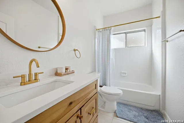 204 Tapatio Dr. W Boerne, TX 78006