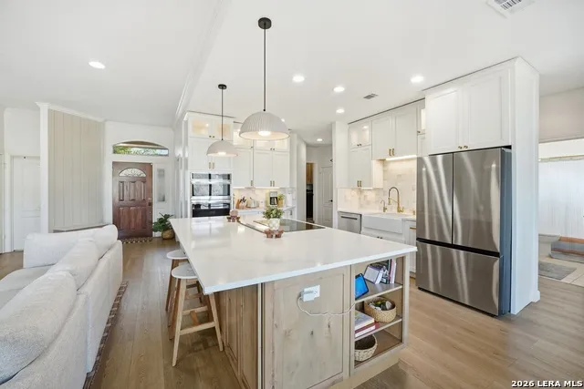 204 Tapatio Dr. W Boerne, TX 78006