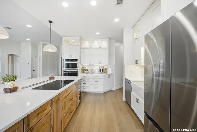 204 Tapatio Dr. W Boerne, TX 78006