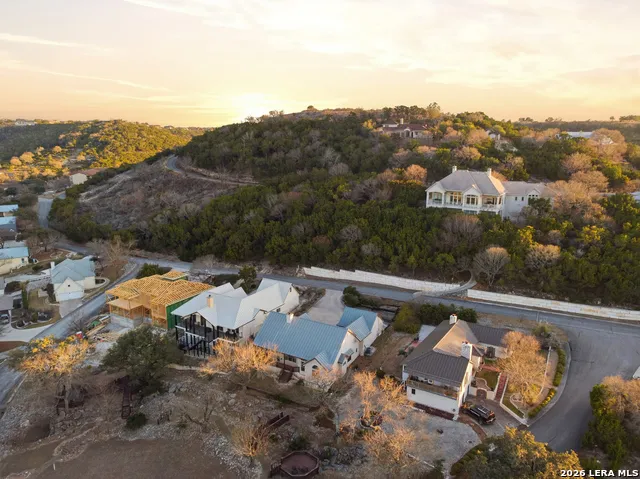 204 Tapatio Dr. W Boerne, TX 78006