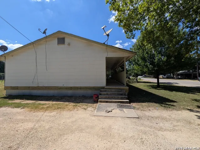 167 RICHTER LN New Braunfels, TX 78130