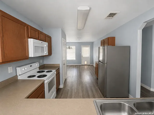 7923 Maple Leaf San Antonio, TX 78254