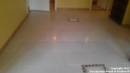 5806 Shadow Glen San Antonio, TX 78240