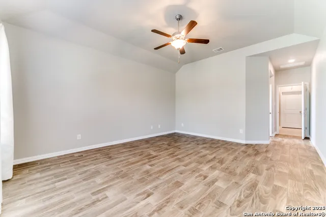 29633 ELKHORN RDG Boerne, TX 78015