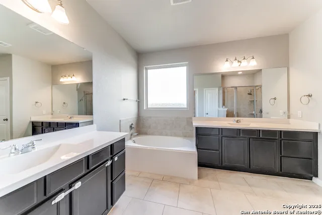 29633 ELKHORN RDG Boerne, TX 78015