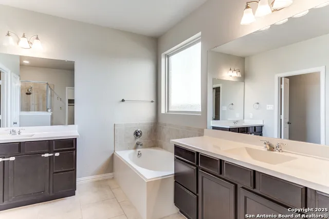 29633 ELKHORN RDG Boerne, TX 78015