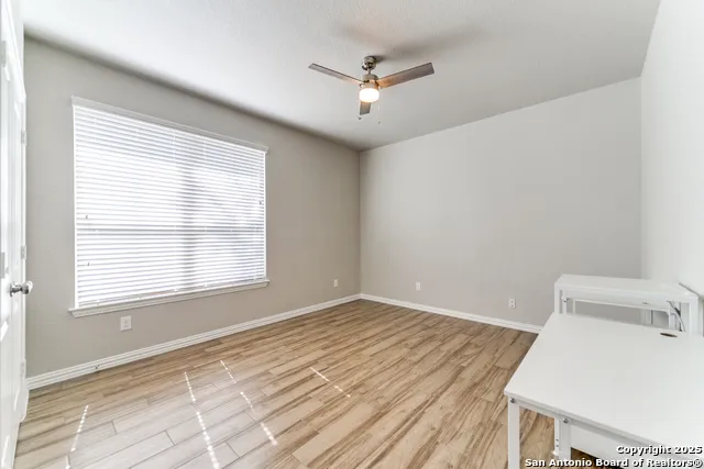 29633 ELKHORN RDG Boerne, TX 78015