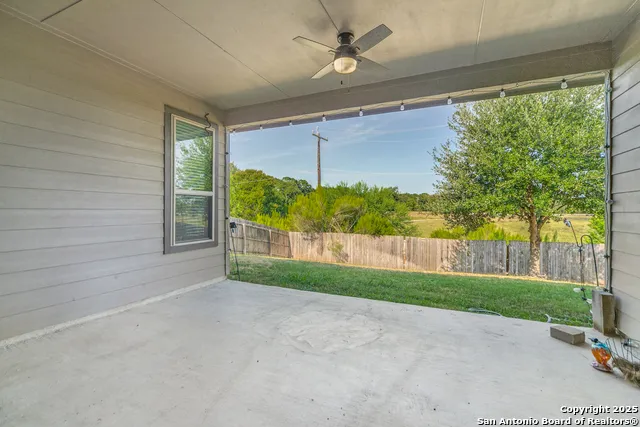 29633 ELKHORN RDG Boerne, TX 78015