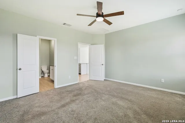 5340 CLOVES COVE St Hedwig, TX 78152