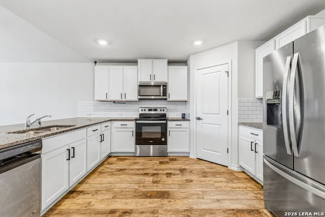 828 RIVER STA Cibolo, TX 78108