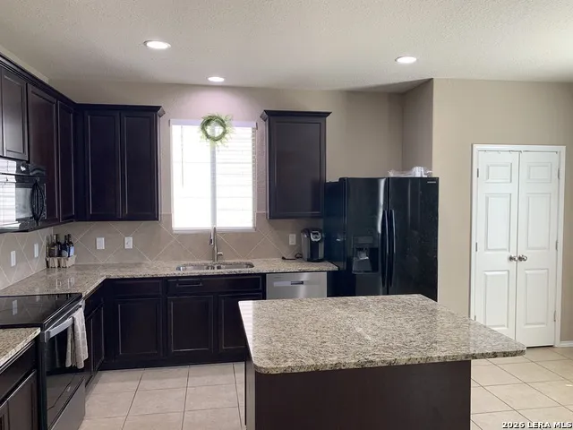 11718 Silver Horse San Antonio, TX 78254