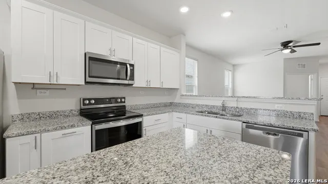 165 Wild Creek Rd Seguin, TX 78155