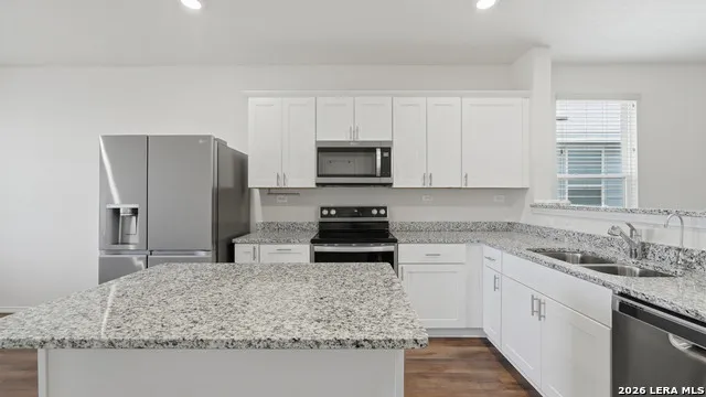 165 Wild Creek Rd Seguin, TX 78155