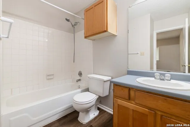 9213 SHADOW CREST DR Unit 9213 Converse, TX 78109