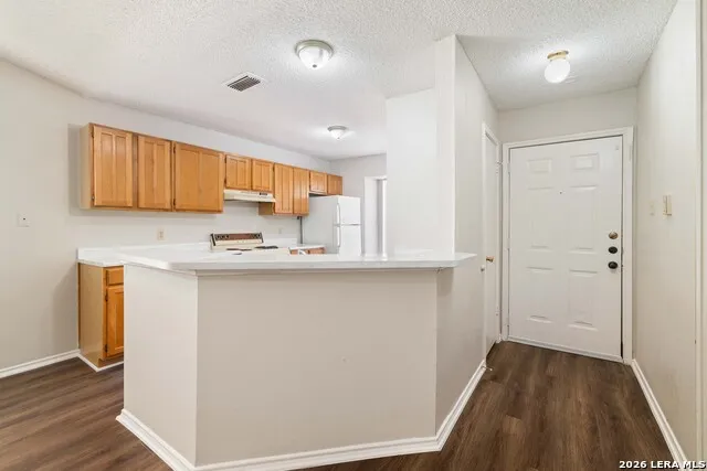 9213 SHADOW CREST DR Unit 9213 Converse, TX 78109