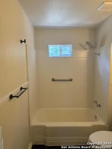 922 McIlvaine Unit 2 San Antonio, TX 78201