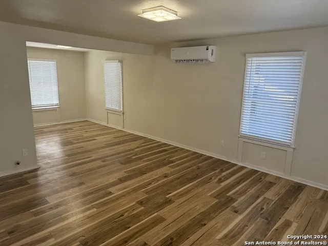 922 McIlvaine Unit 2 San Antonio, TX 78201