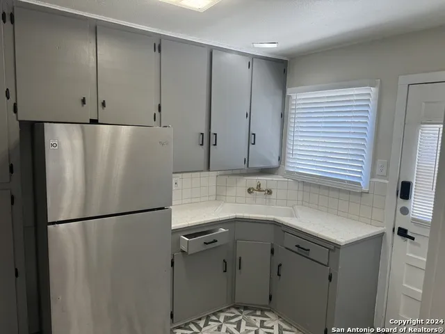 922 McIlvaine Unit 2 San Antonio, TX 78201