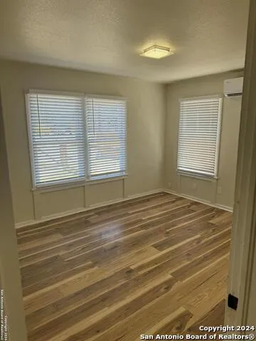 922 McIlvaine Unit 2 San Antonio, TX 78201